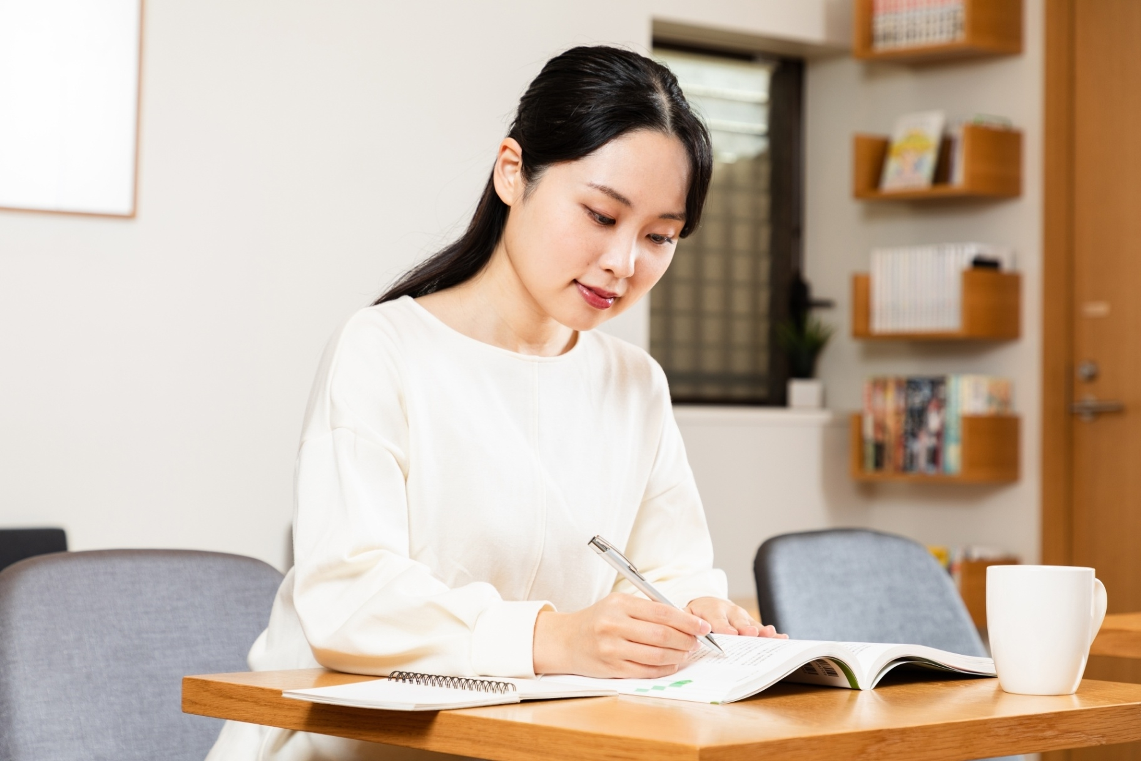 多彩な人文科学科目による幅広い学びで実践力を養う 多彩な人文科学科目による幅広い学びで実践力を養う