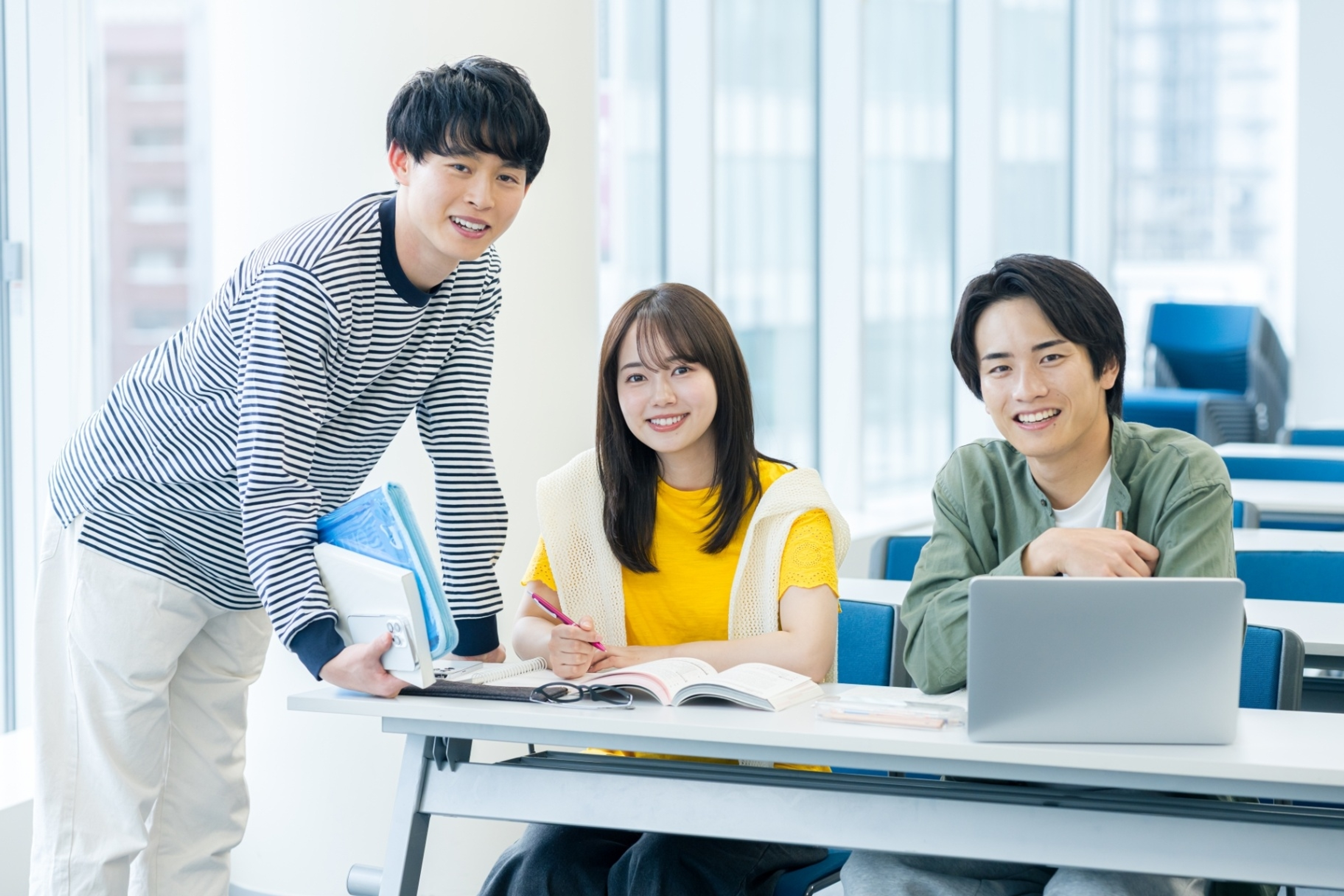 地域を見つめ、つながりを育て、社会を動かす 地域を見つめ、つながりを育て、社会を動かす