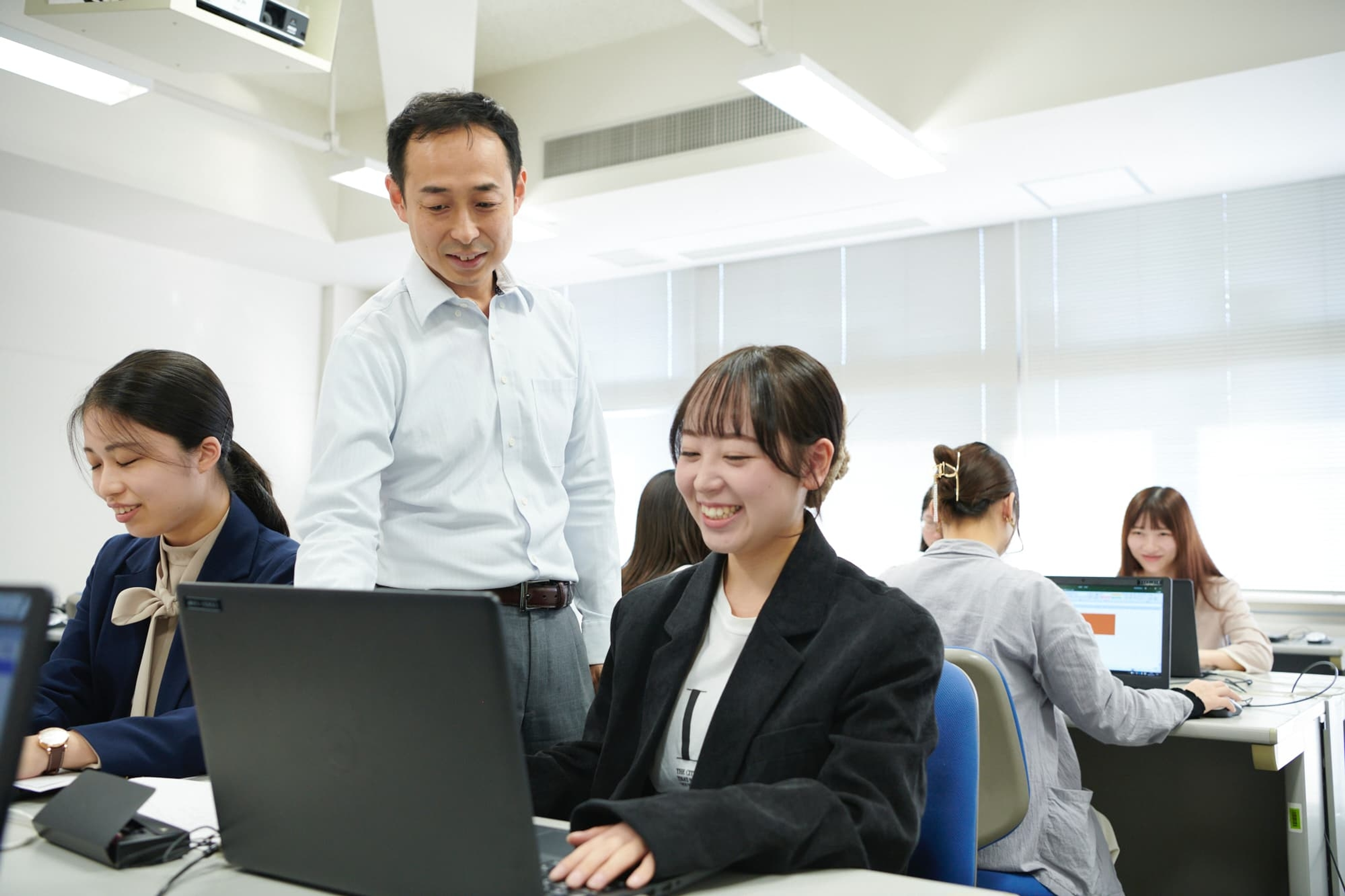 白百合女子大学