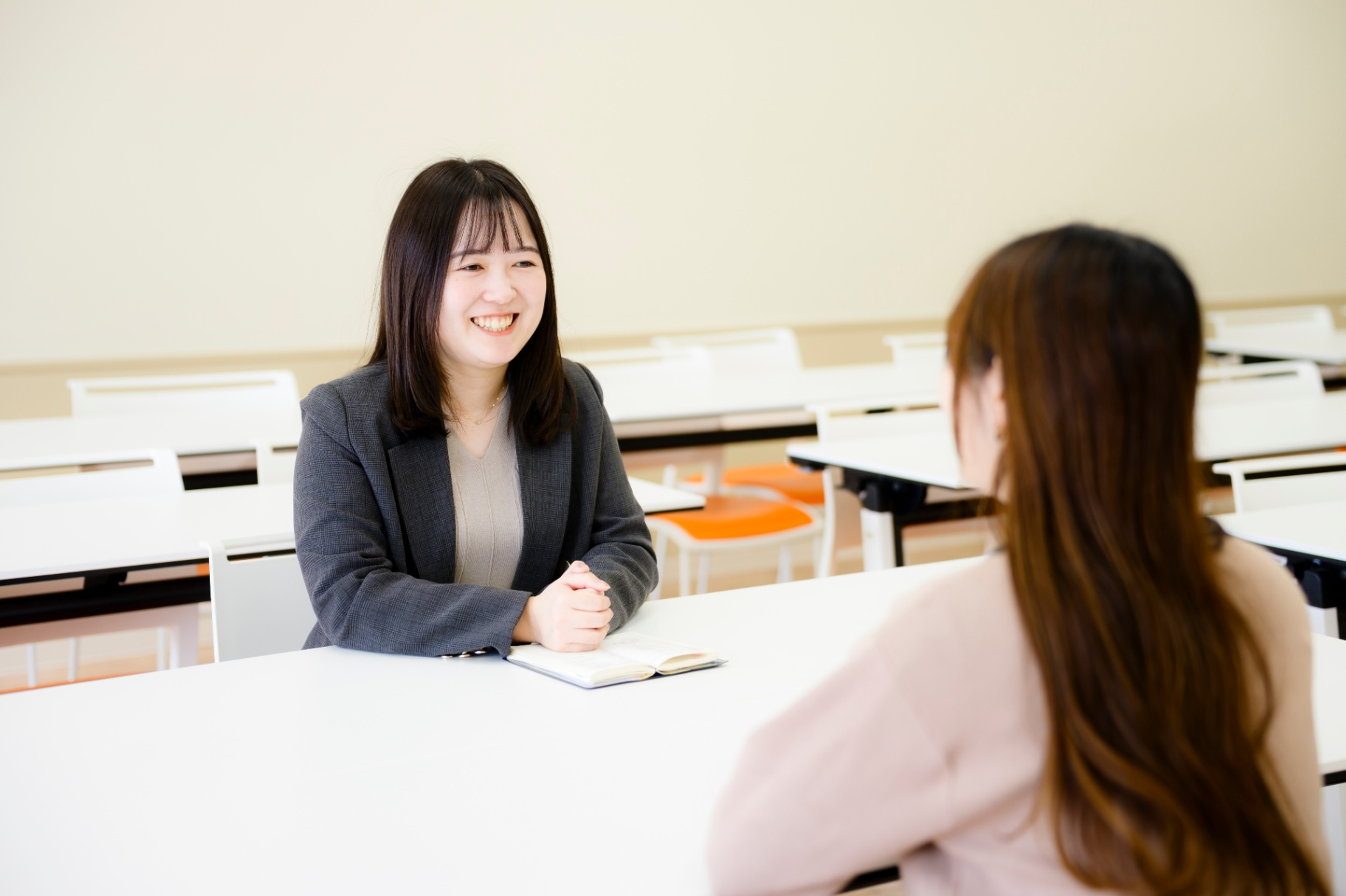 一人ひとりの進路と就職、学生生活を徹底的にサポート 一人ひとりの進路と就職、学生生活を徹底的にサポート