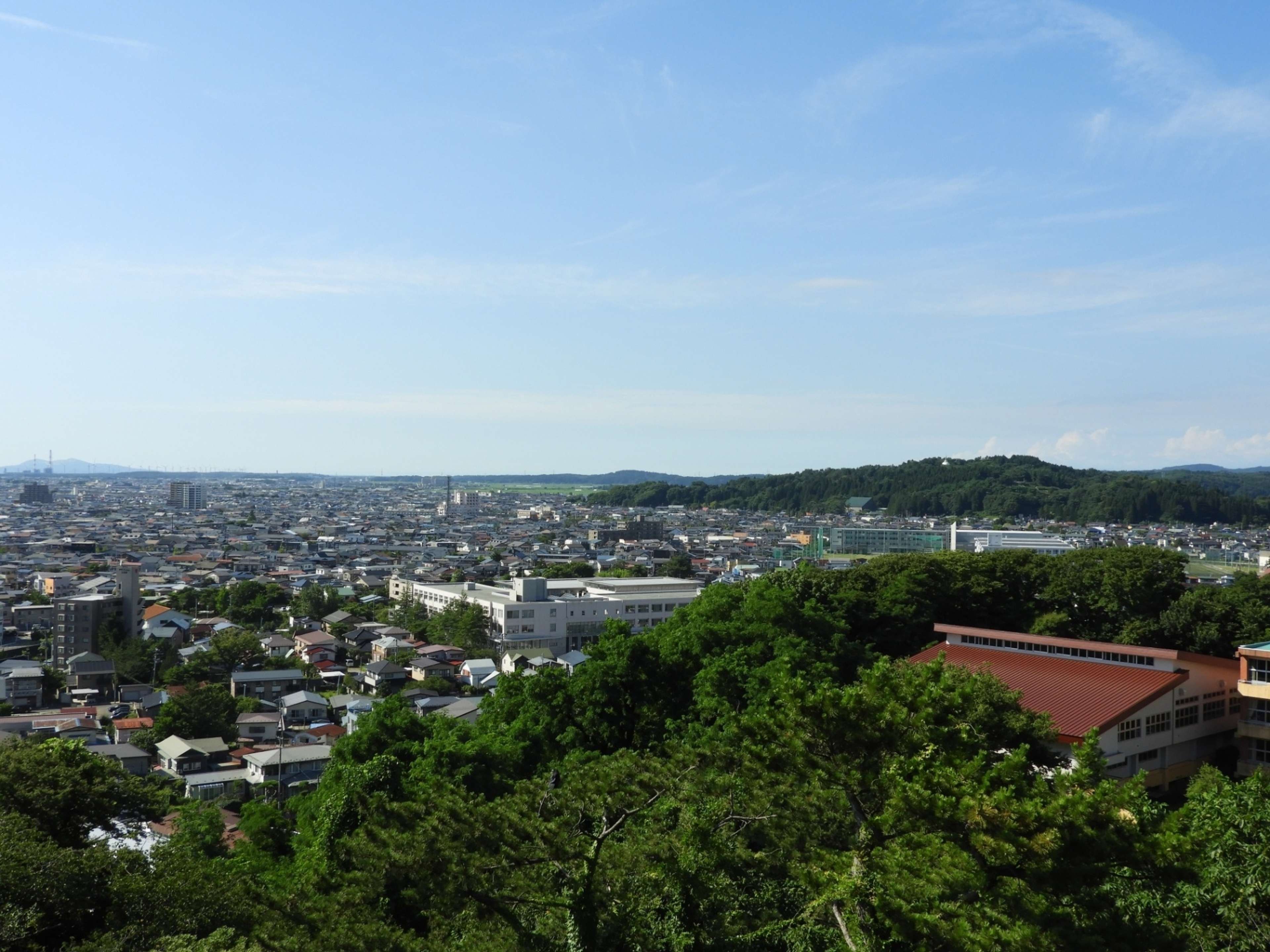地域と大学をつなぎ、新たな芸術領域の創造に挑戦する 地域と大学をつなぎ、新たな芸術領域の創造に挑戦する
