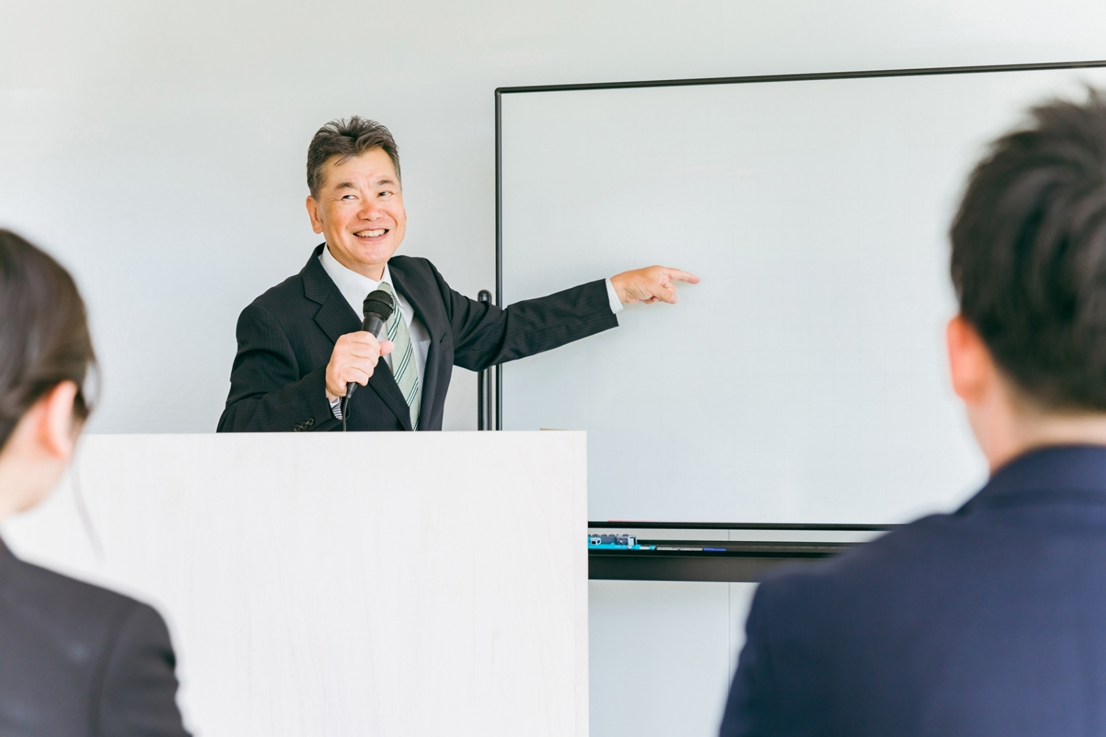 少数精鋭の実践技術者